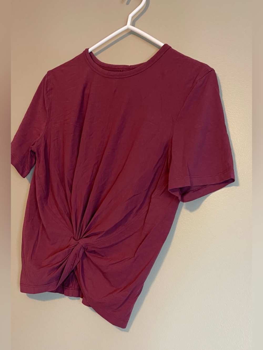 Lululemon Crescent T-Shirt in Smoky Red - Picture 8 of 11